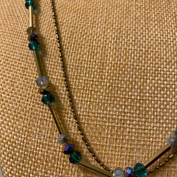 ✨2 for $30✨ Antique Gold/Bronze Tone Faceted Glass Bead Station Necklace - Picture 4 of 15